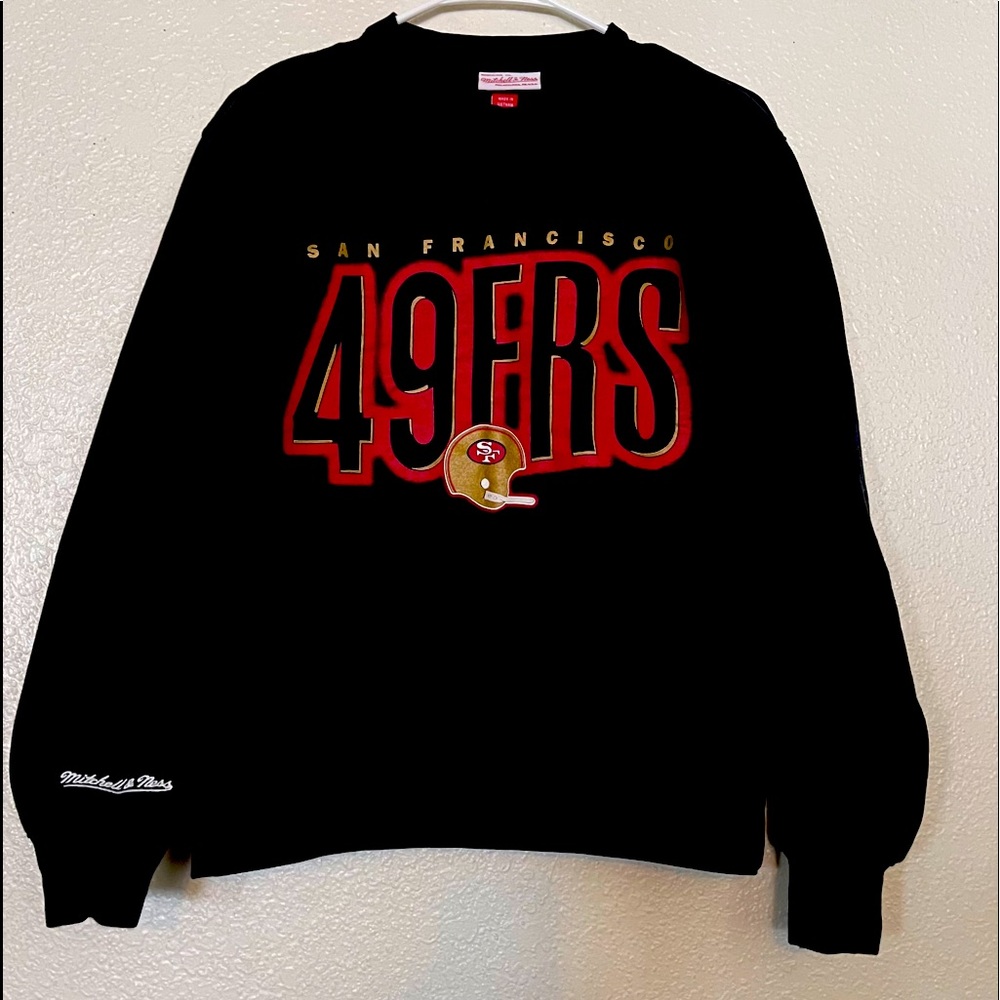 San Francisco 49ers sweatshirt